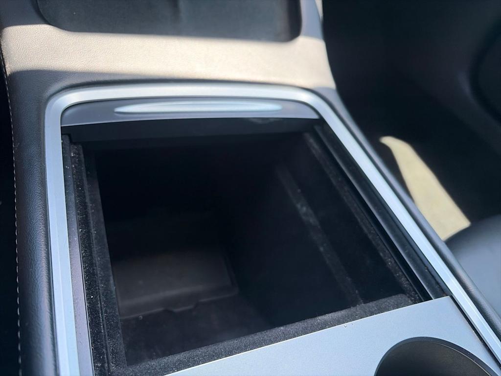 Thumbnail: 2023 Tesla Model 3 - 12