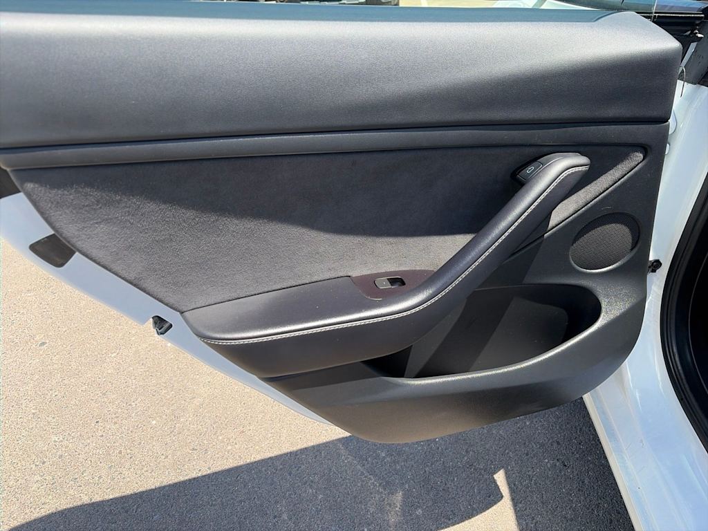 Thumbnail: 2023 Tesla Model 3 - 25