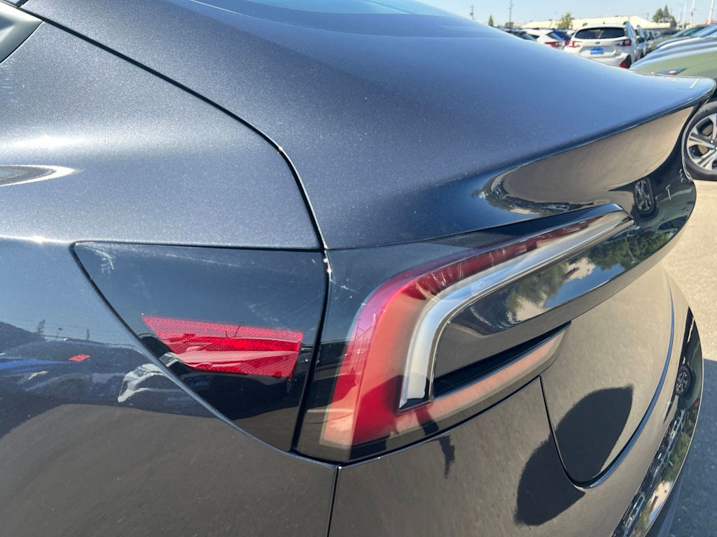 Thumbnail: 2025 Tesla Model 3 - 23