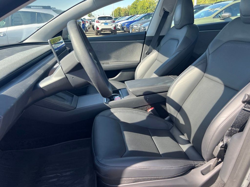 Thumbnail: 2025 Tesla Model 3 - 7