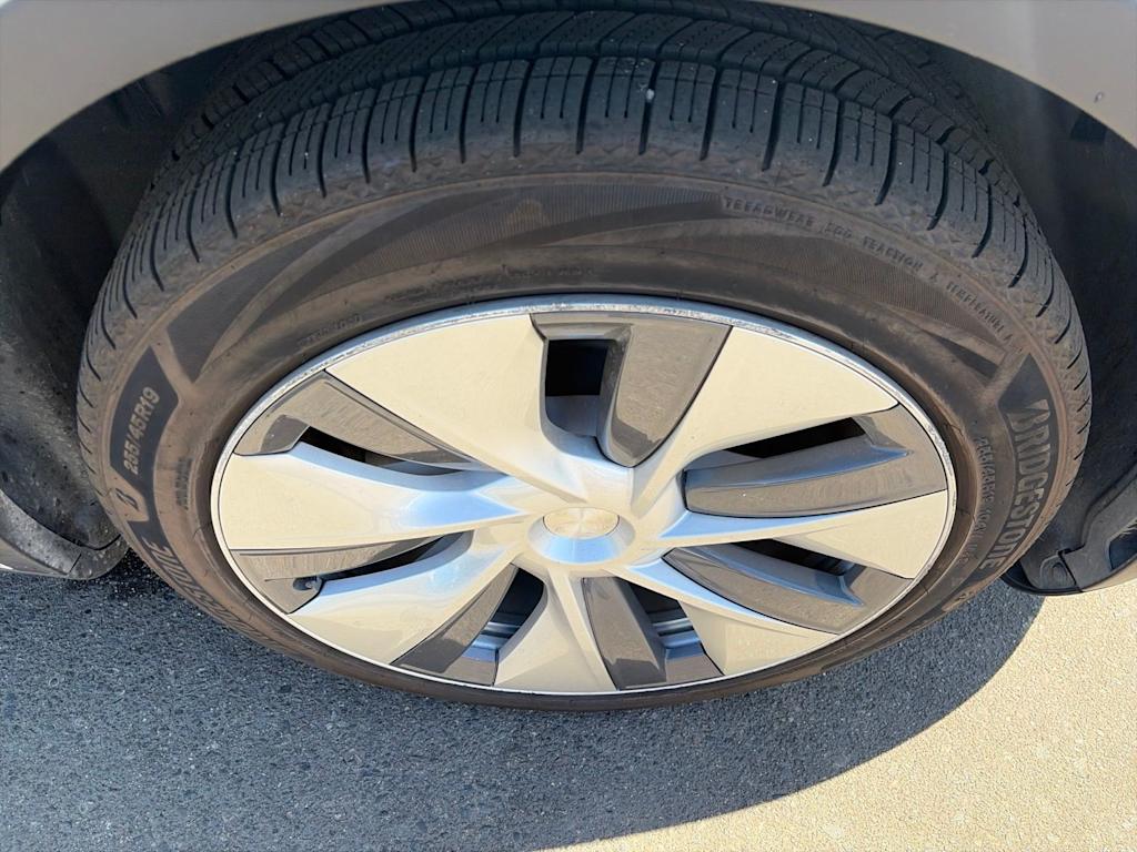 Thumbnail: 2021 Tesla Model Y - 19