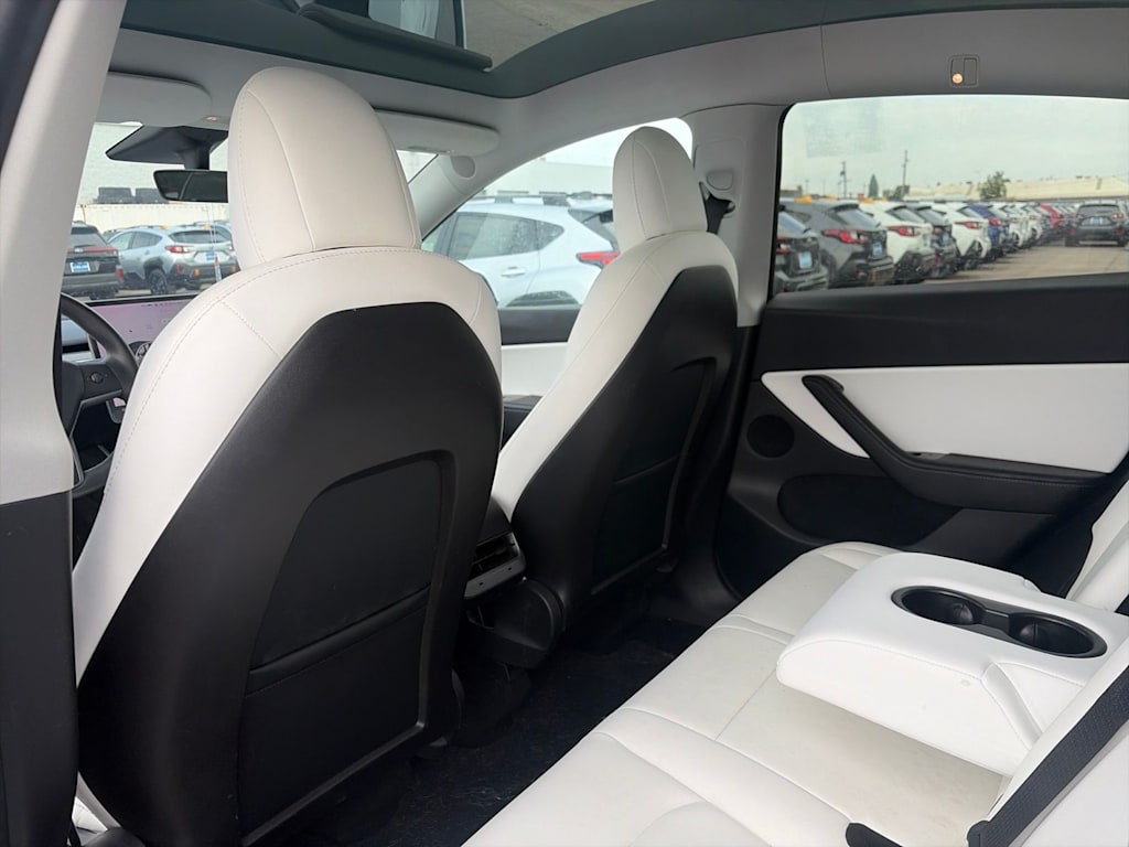 Thumbnail: 2020 Tesla Model Y - 11