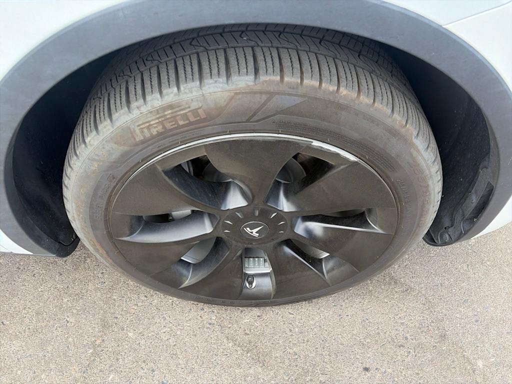 Thumbnail: 2020 Tesla Model Y - 18