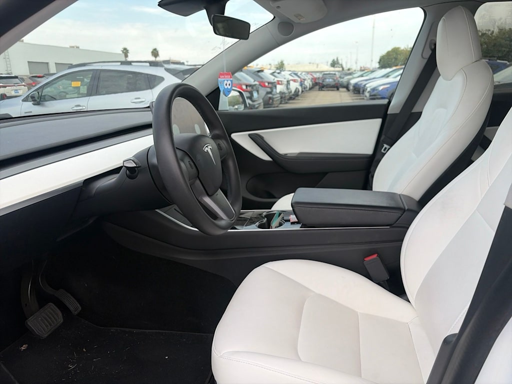 Thumbnail: 2020 Tesla Model Y - 10