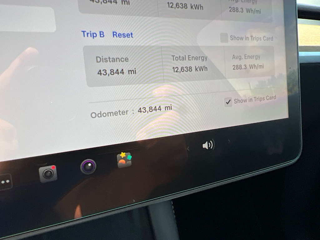 Thumbnail: 2024 Tesla Model Y - 33