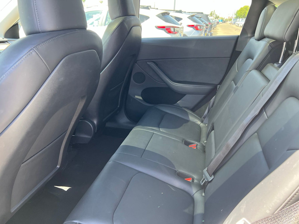 Thumbnail: 2024 Tesla Model Y - 25