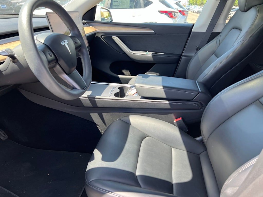 Thumbnail: 2024 Tesla Model Y - 9