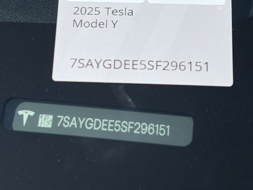 Thumbnail: 2025 Tesla Model Y - 12