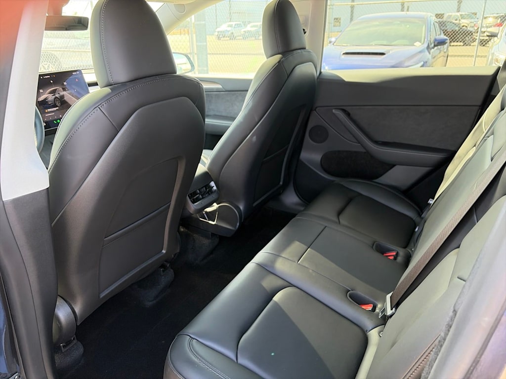 Thumbnail: 2025 Tesla Model Y - 9