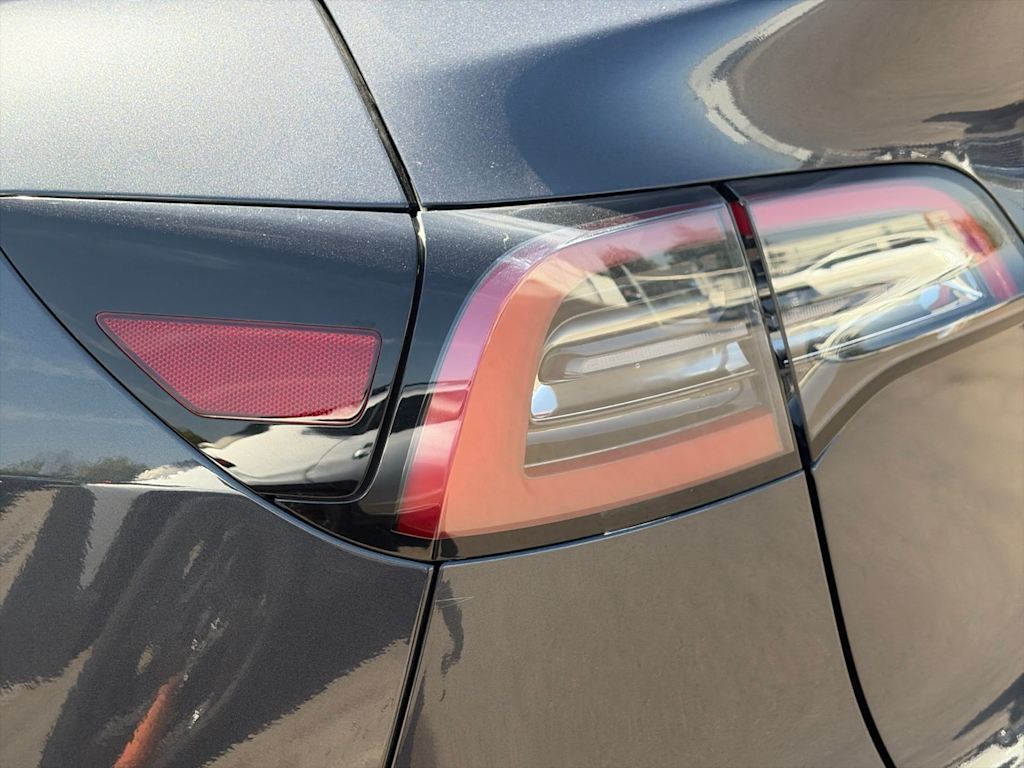 Thumbnail: 2025 Tesla Model Y - 24