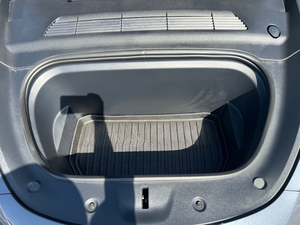 Thumbnail: 2023 Tesla Model Y - 28