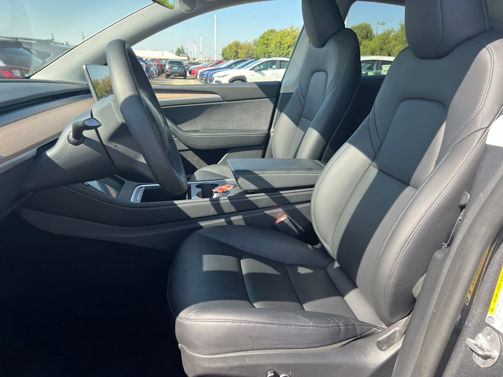 Thumbnail: 2023 Tesla Model Y - 9