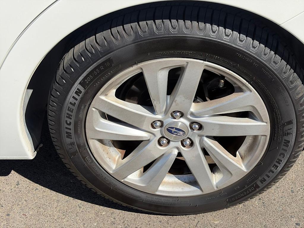Thumbnail: 2015 Subaru Impreza - 26
