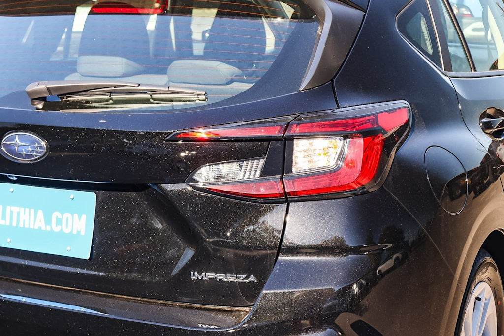 Thumbnail: 2025 Subaru Impreza - 18
