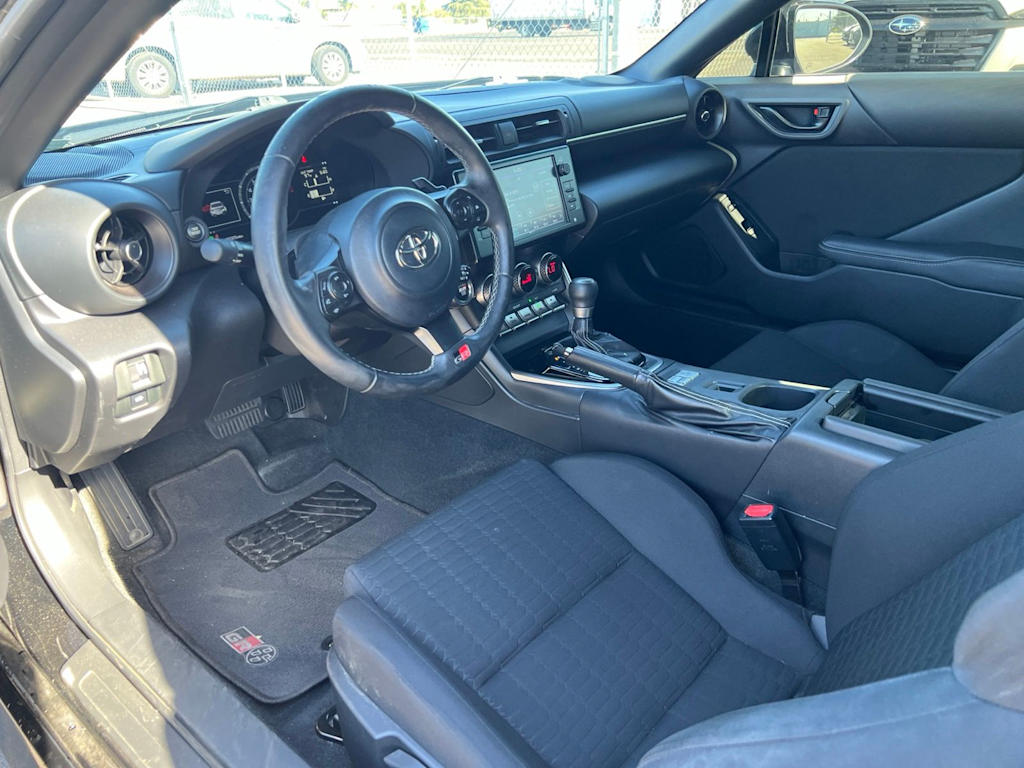 Thumbnail: 2023 Toyota GR86 - 2