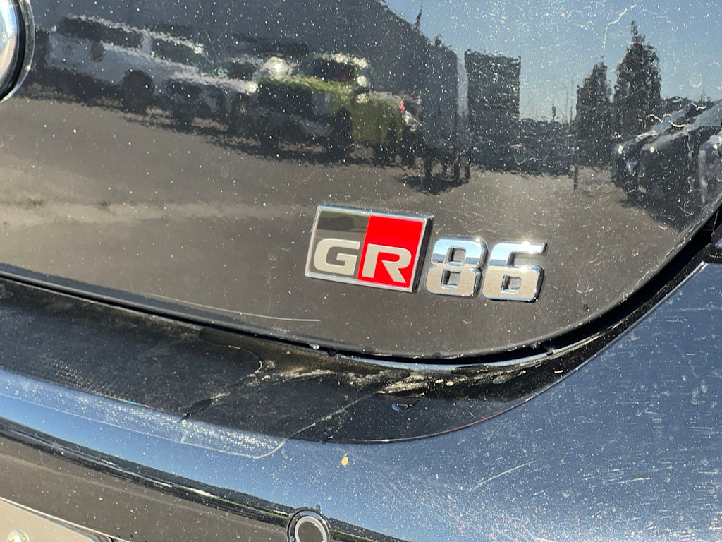 Thumbnail: 2023 Toyota GR86 - 20
