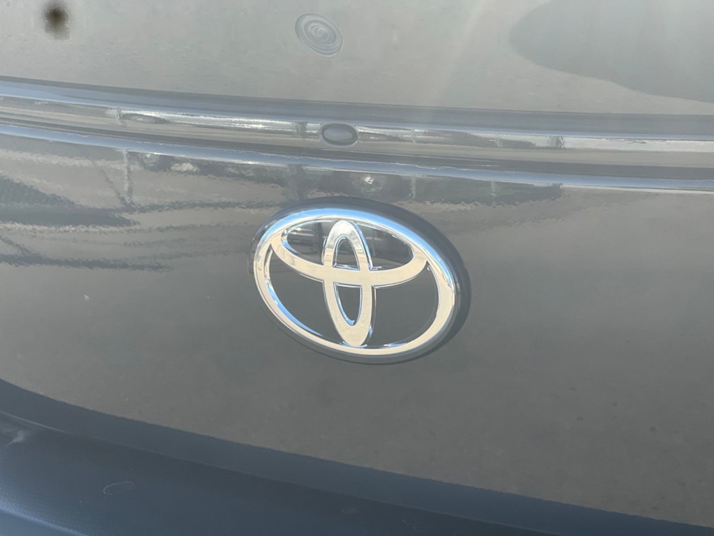 Thumbnail: 2023 Toyota GR86 - 26
