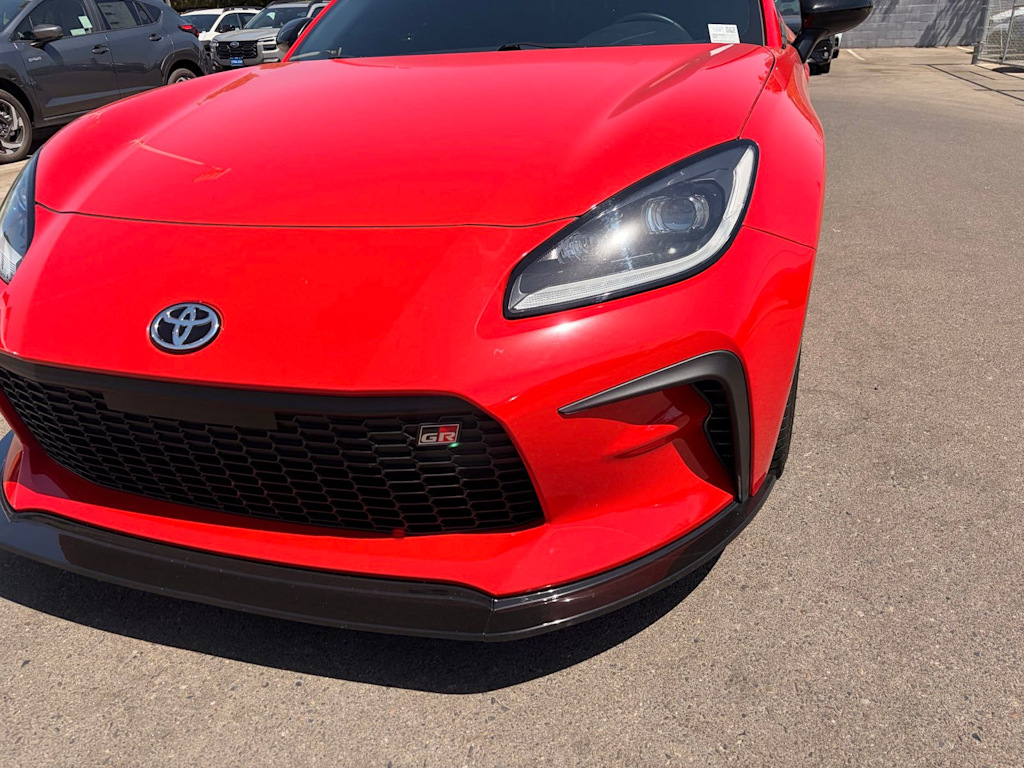 Thumbnail: 2025 Toyota GR86 - 21