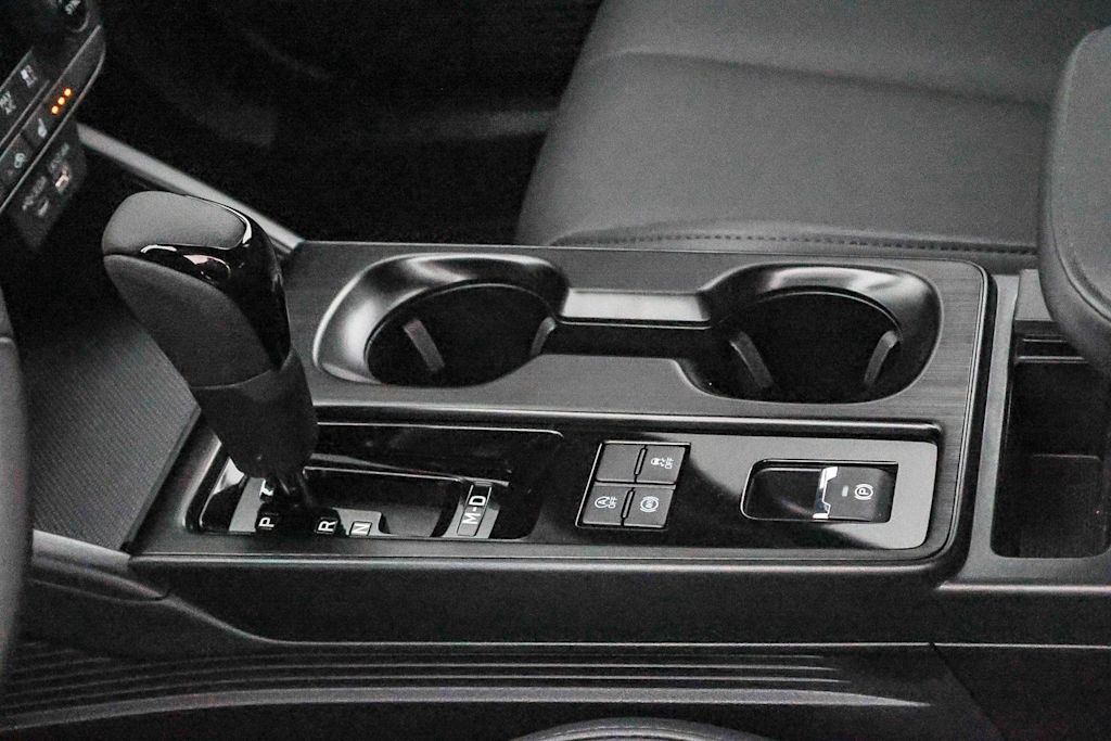 Thumbnail: 2026 Subaru Outback - 13