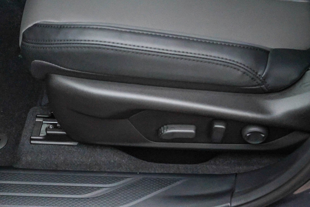 Thumbnail: 2026 Subaru Outback - 22