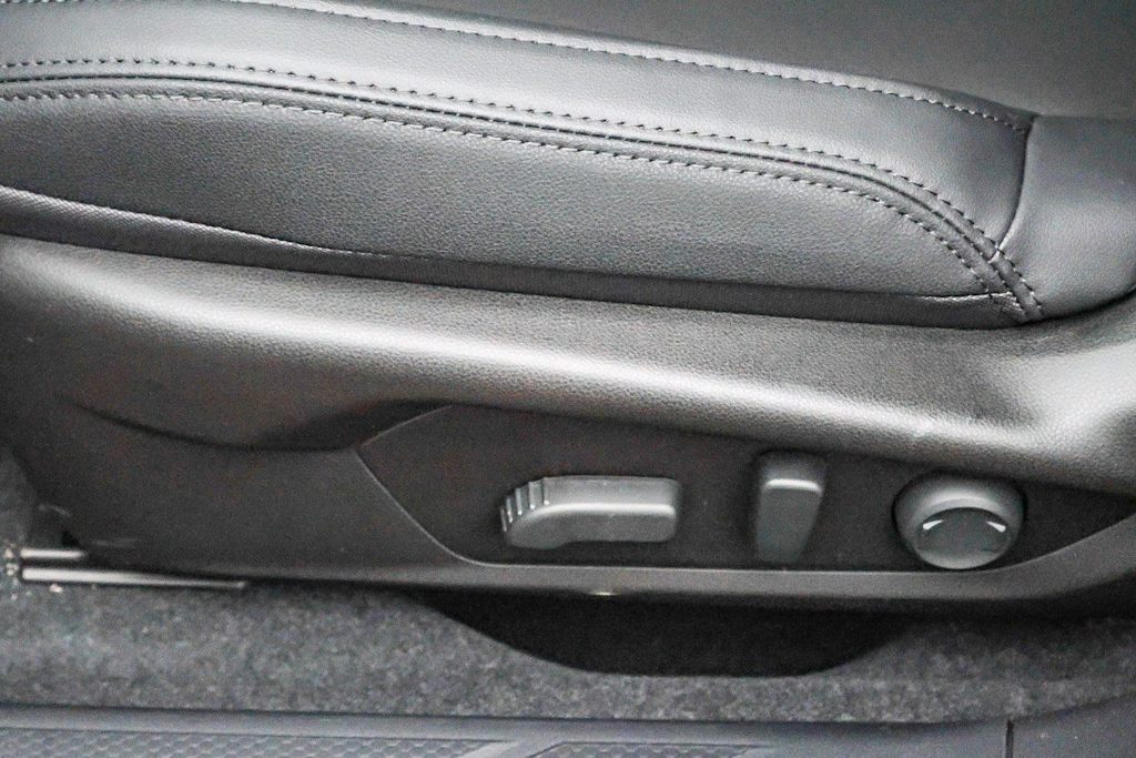 Thumbnail: 2026 Subaru Outback - 21