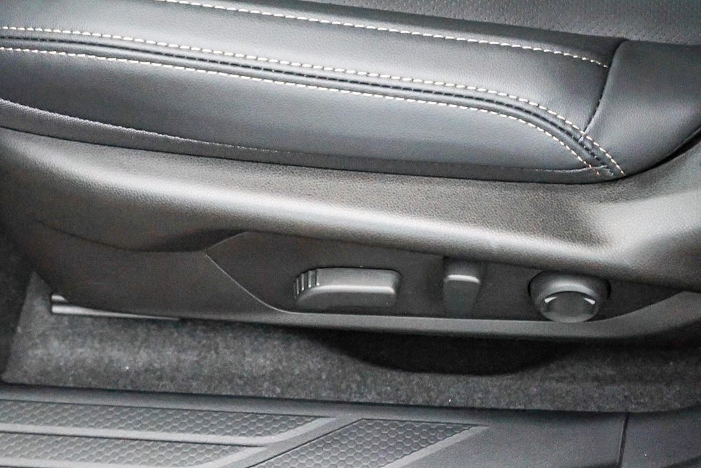 Thumbnail: 2026 Subaru Outback - 20