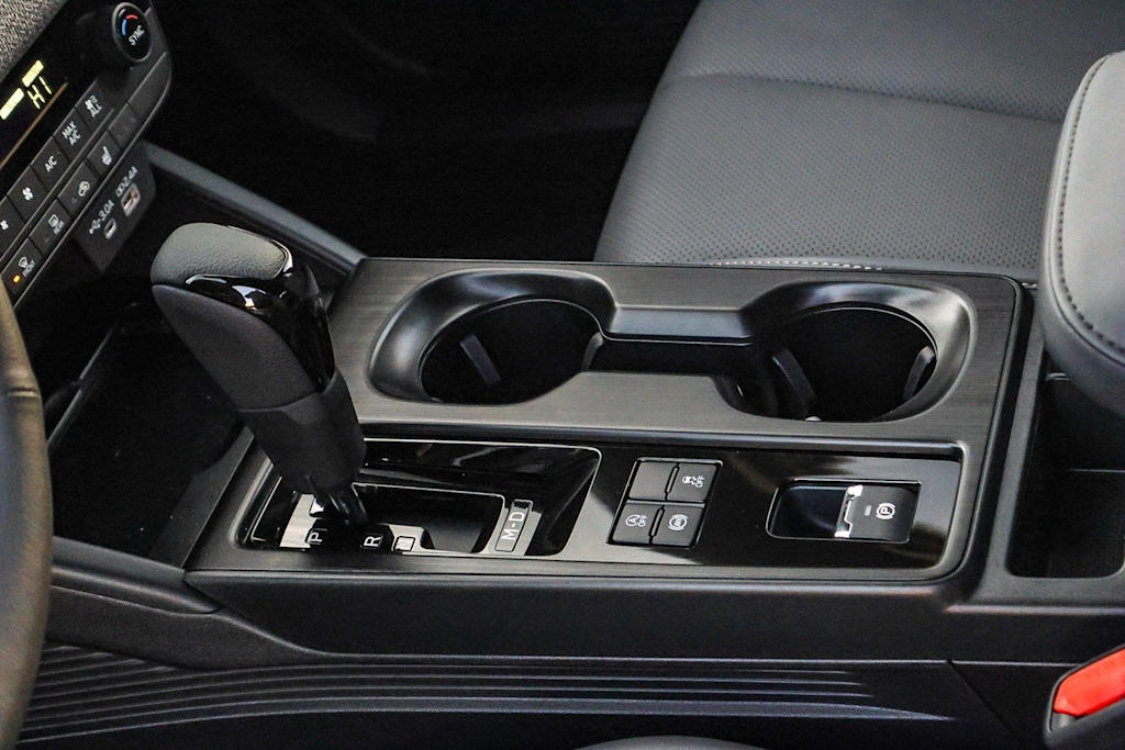 Thumbnail: 2026 Subaru Outback - 13