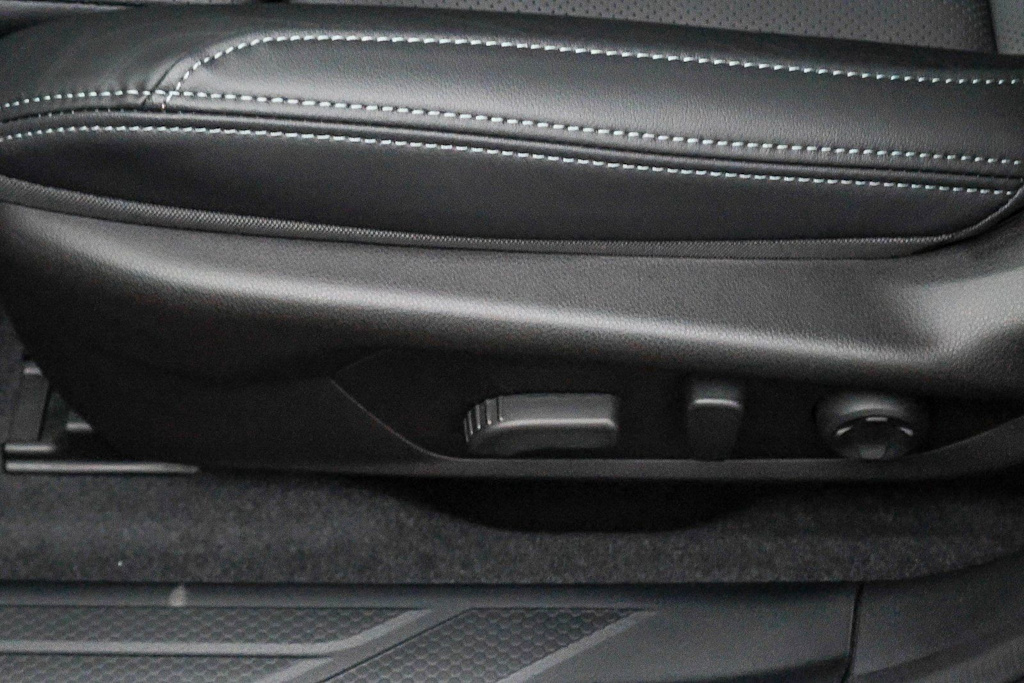 Thumbnail: 2026 Subaru Outback - 20