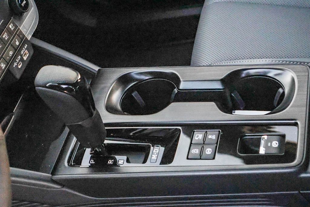 Thumbnail: 2026 Subaru Outback - 14