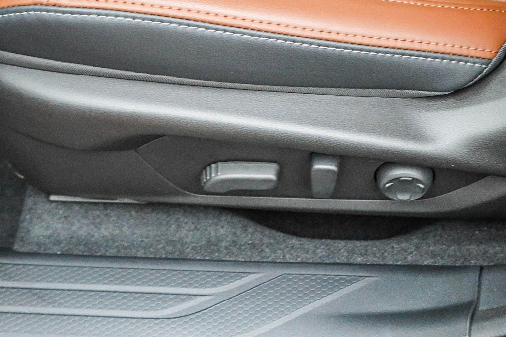 Thumbnail: 2026 Subaru Outback - 21