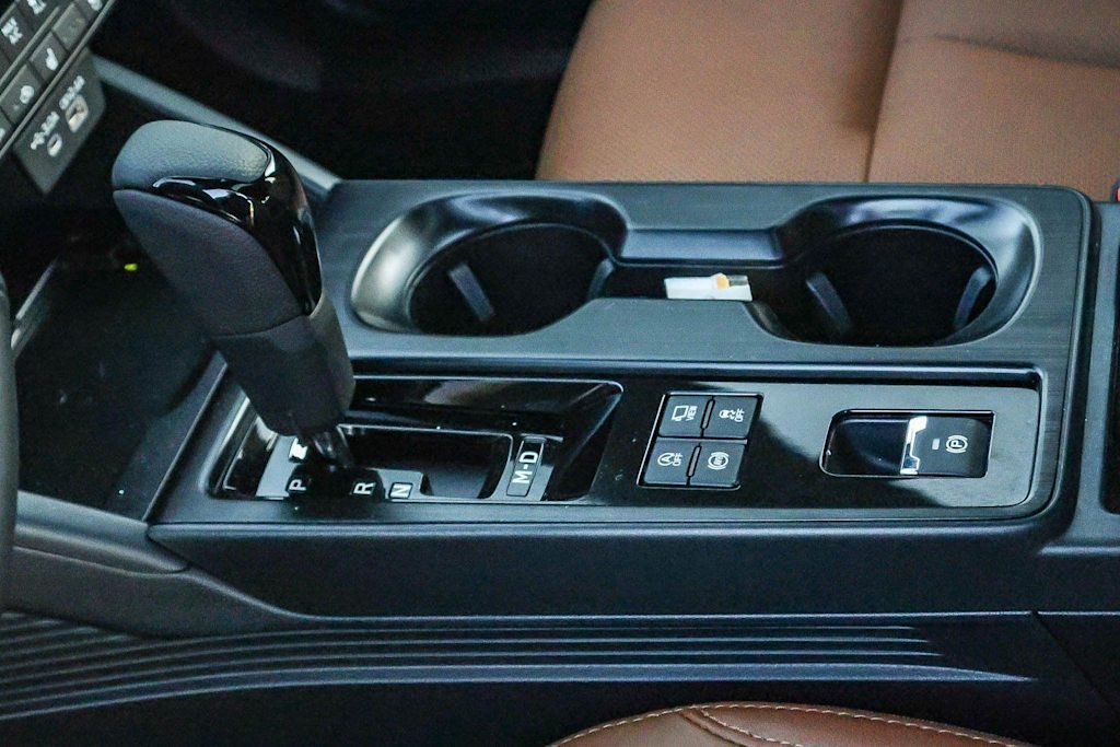 Thumbnail: 2026 Subaru Outback - 13