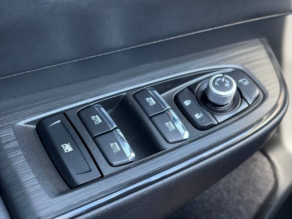 Thumbnail: 2026 Subaru Outback - 32