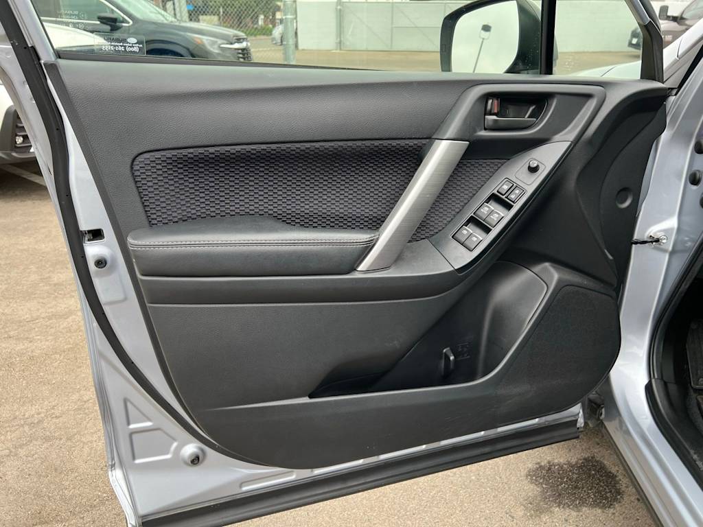 Thumbnail: 2018 Subaru Forester - 25