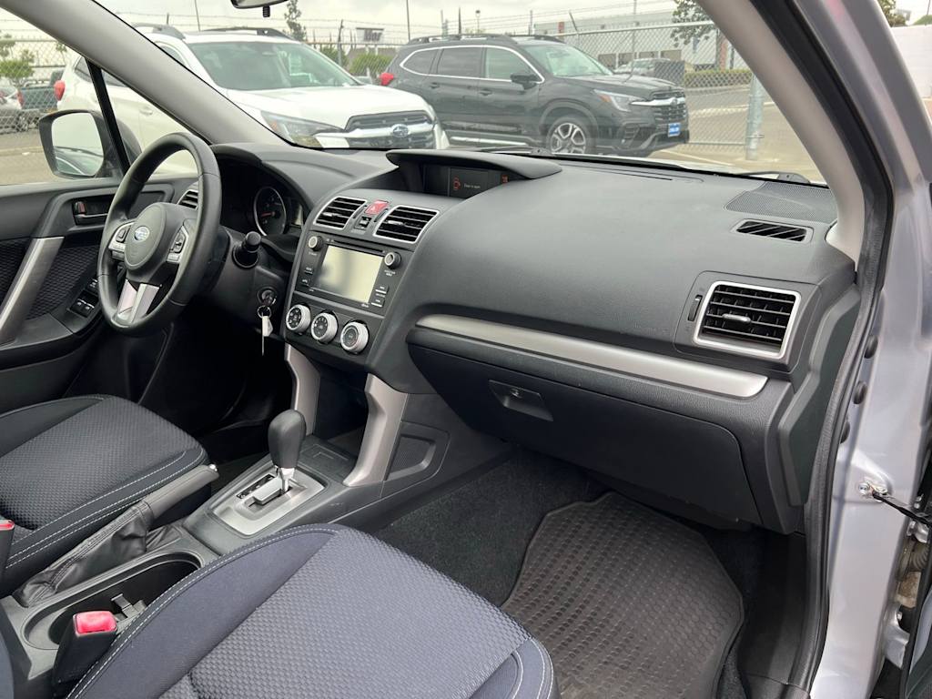 Thumbnail: 2018 Subaru Forester - 9