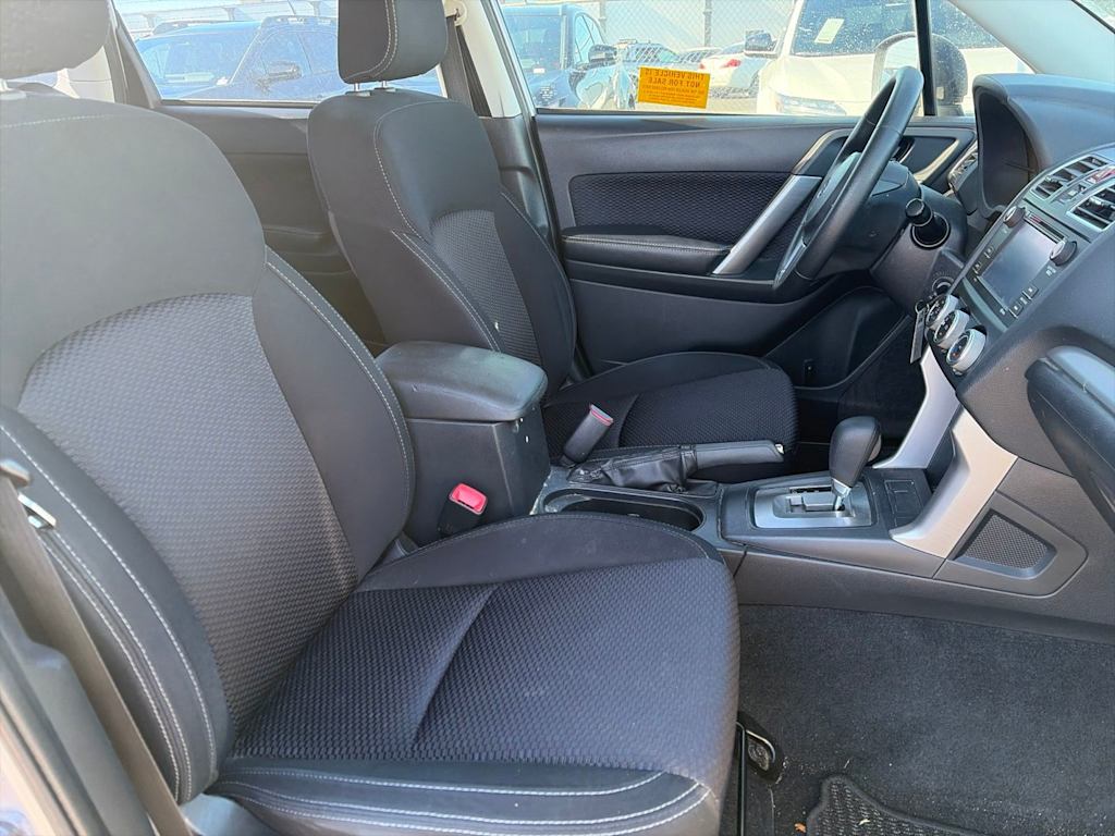 Thumbnail: 2017 Subaru Forester - 8