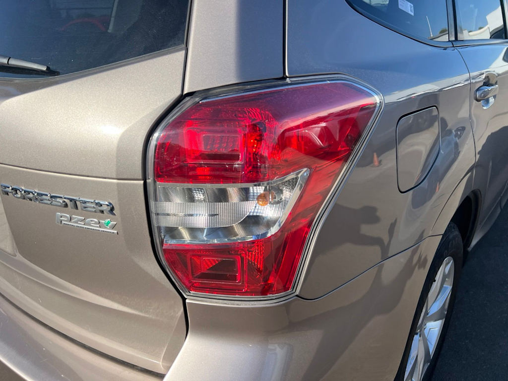 Thumbnail: 2014 Subaru Forester - 25