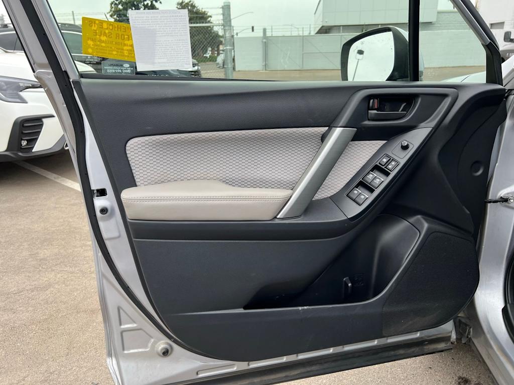 Thumbnail: 2018 Subaru Forester - 24