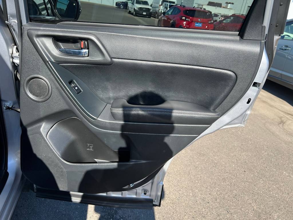 Thumbnail: 2015 Subaru Forester - 32