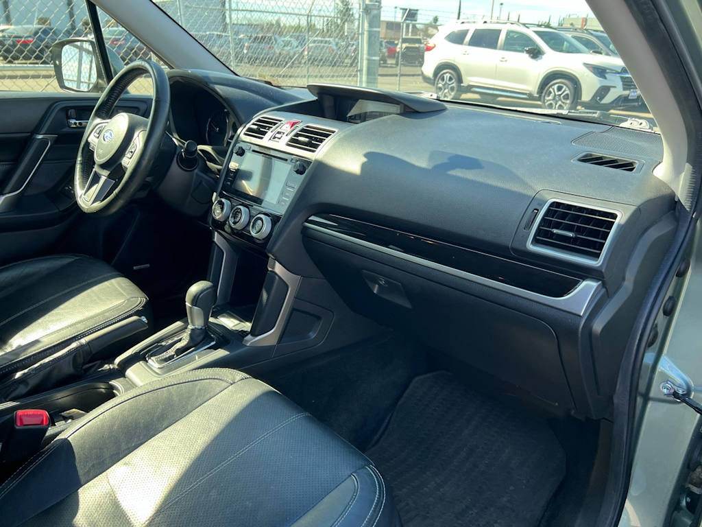 Thumbnail: 2017 Subaru Forester - 9