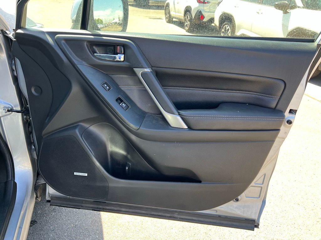 Thumbnail: 2017 Subaru Forester - 32