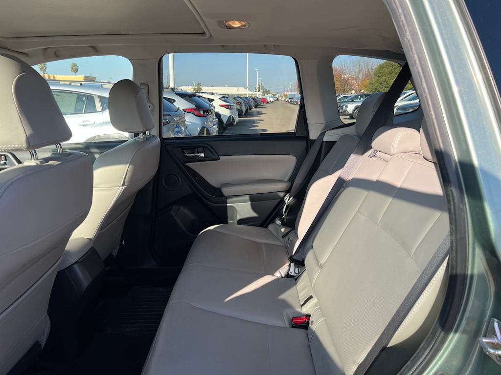 Thumbnail: 2016 Subaru Forester - 27