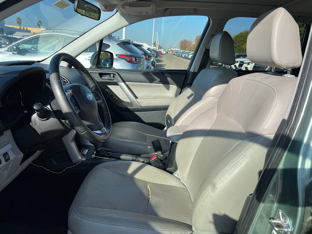 Thumbnail: 2016 Subaru Forester - 10