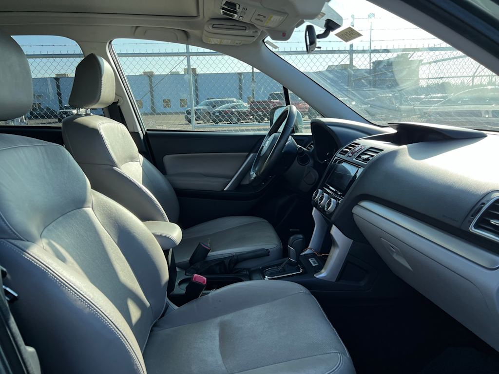 Thumbnail: 2016 Subaru Forester - 11