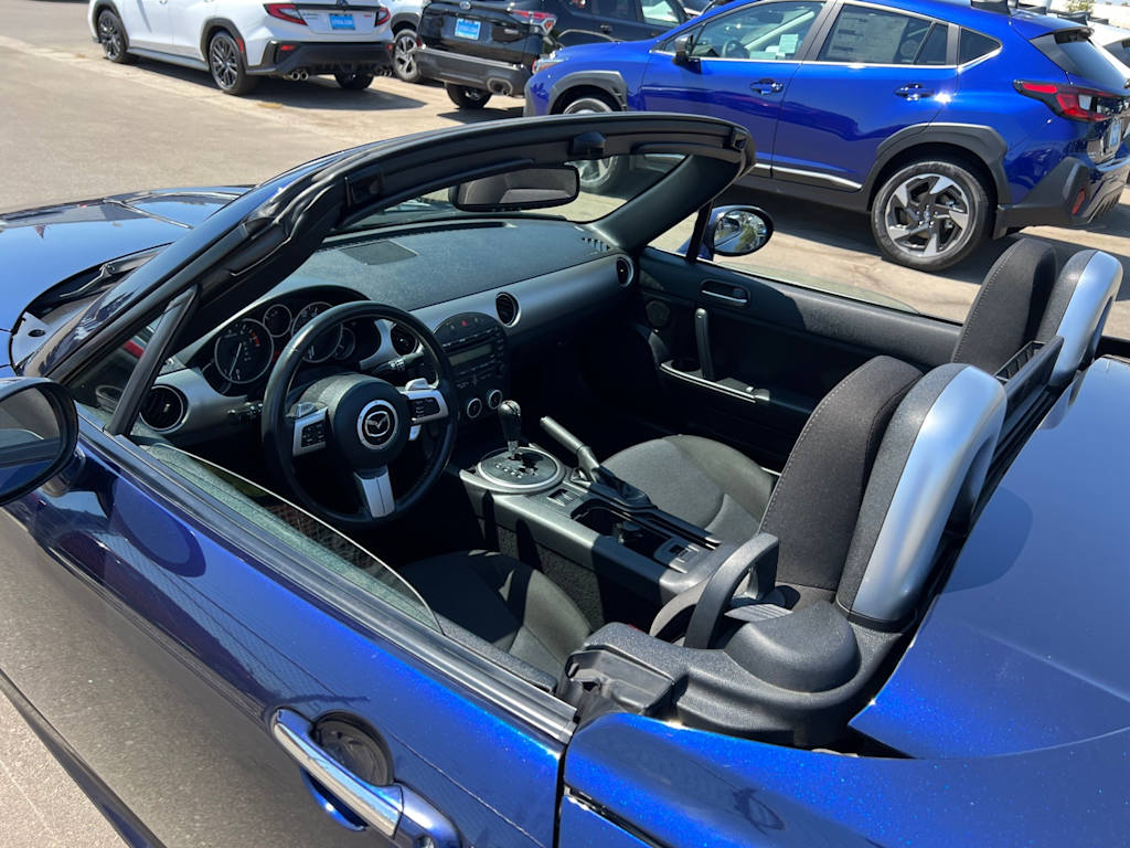 Thumbnail: 2012 Mazda MX-5 Miata - 9