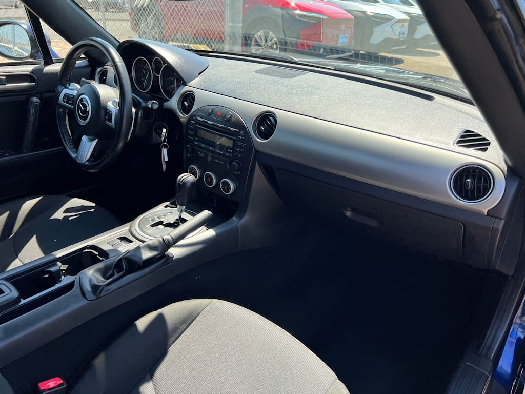Thumbnail: 2012 Mazda MX-5 Miata - 10