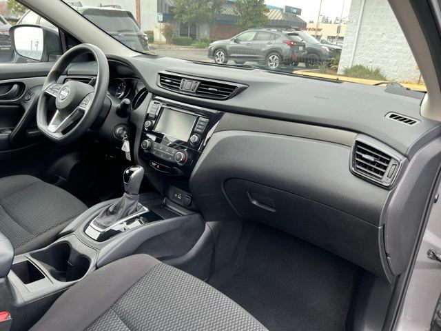 2019 Nissan Rogue Sport S 9