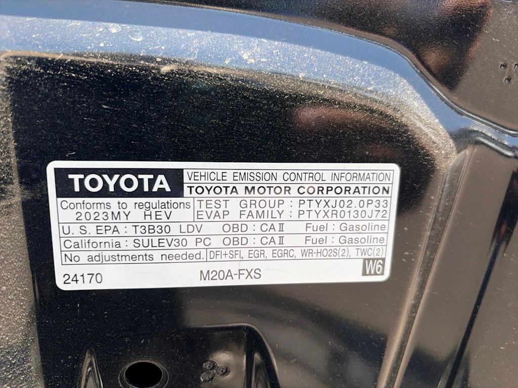 Thumbnail: 2023 Toyota Prius - 15