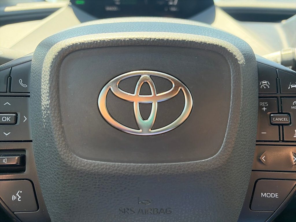 Thumbnail: 2023 Toyota Prius - 41
