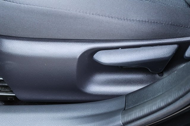 2024 Toyota Prius Limited 21
