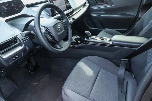 2024 Toyota Prius Limited 11